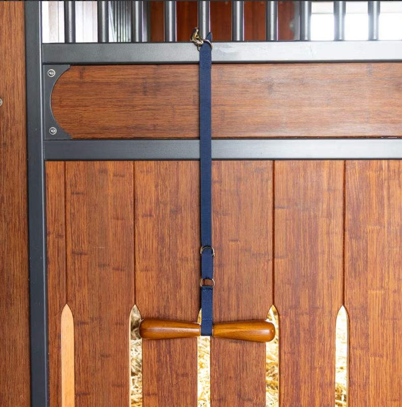 Grooming Deluxe Saddle T-hanger